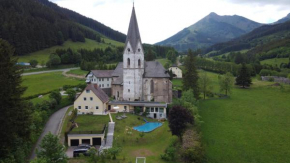 Pool, Pokale, Sauna, Billard, Kirche u. viel Natur Vordernberg